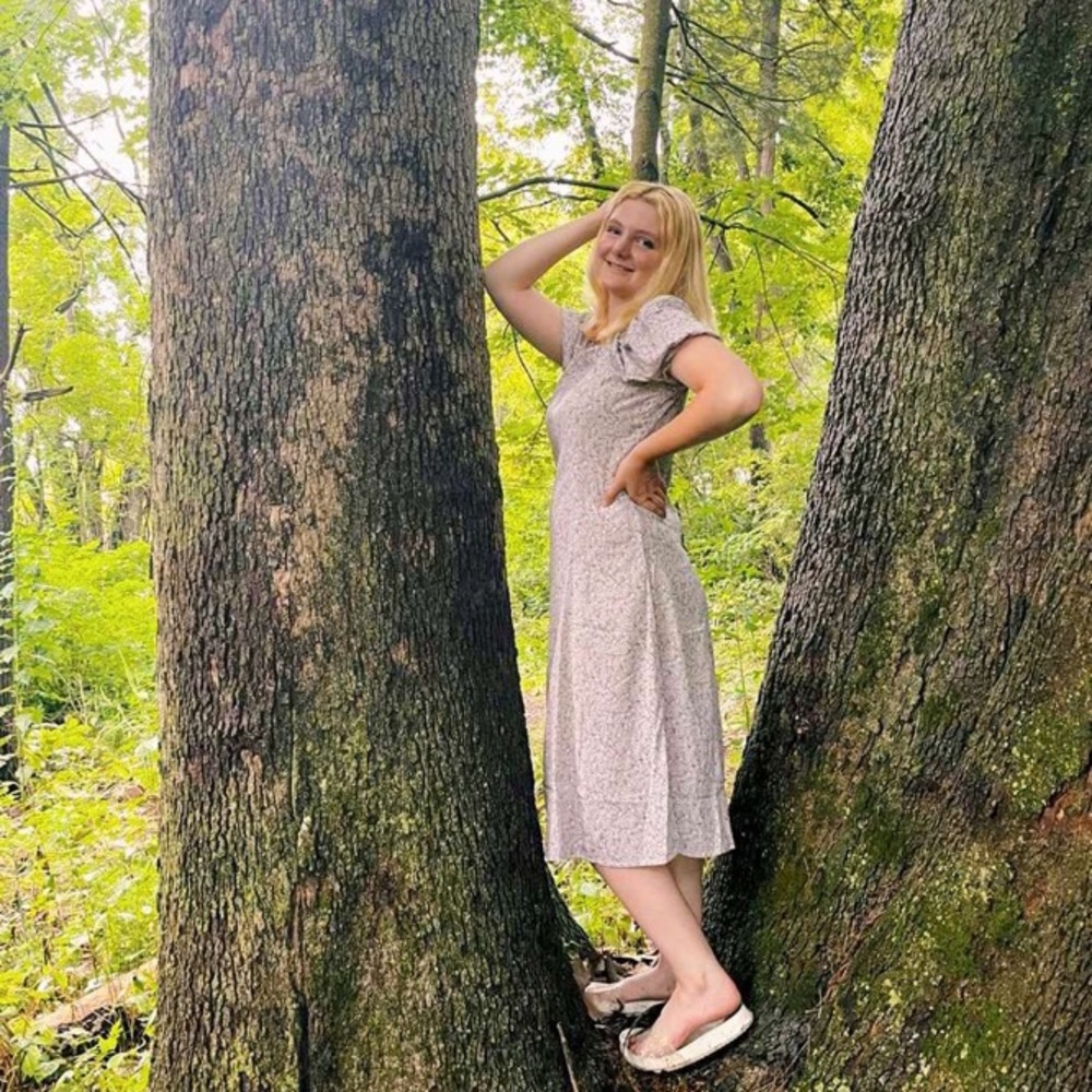Meet your Posher, Alaina